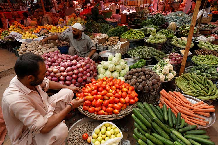 Karachi-vegetable-market-750x450