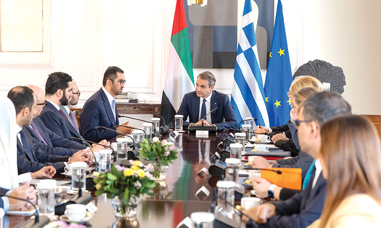 Τα Ηνωμένα Αραβικά Εμιράτα και η Ελλάδα συζητούν οικονομικές σχέσεις και στρατηγική εταιρική σχέση