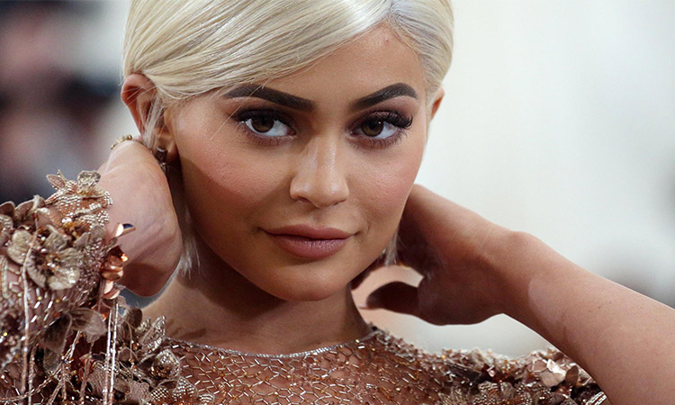 See Kylie Jenner's Style One Month After Giving Birth to Wolf