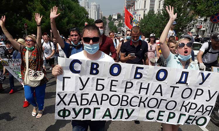 Tens Of Thousands Stage Protests In Russia S Far East Against Kremlin Gulftoday
