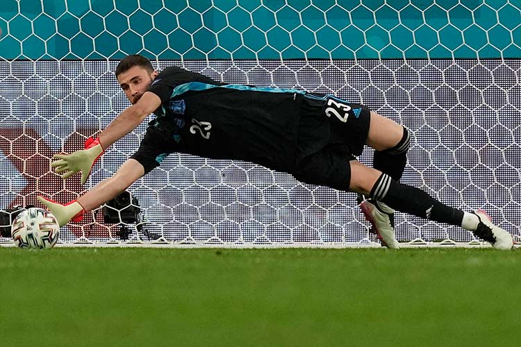 Why Penalty Kicks Are Unfair To The Goalie 