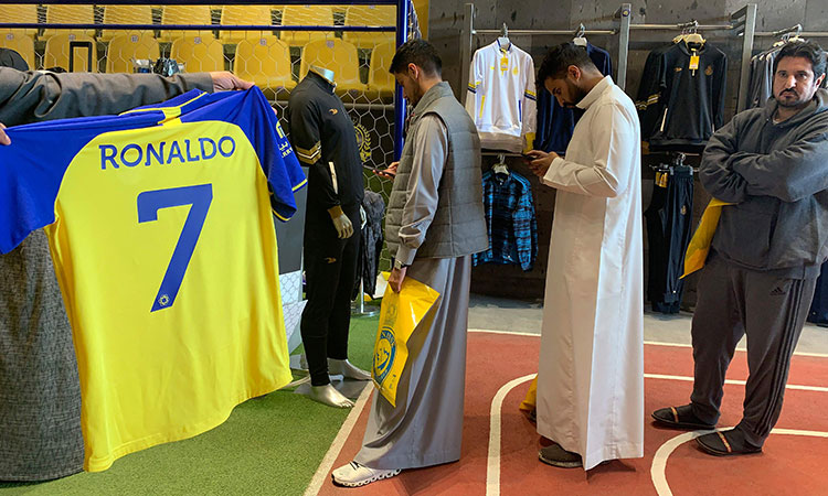 Ronaldo-Tshirt-Saudi