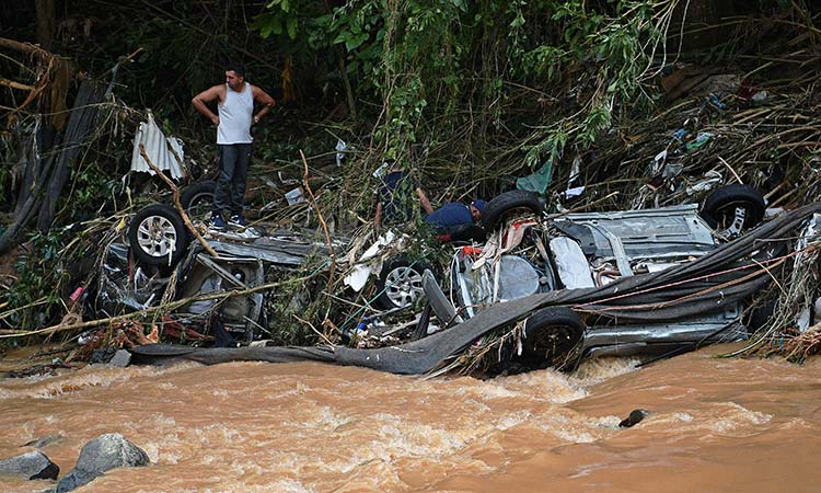 Brazil-floods-Feb17-main4-750