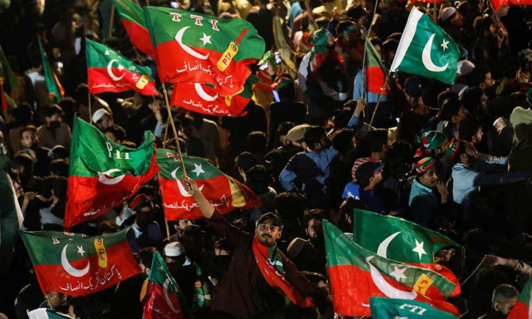 Imran Khan tells tens of thousands of supporters at Karachi rally that ...