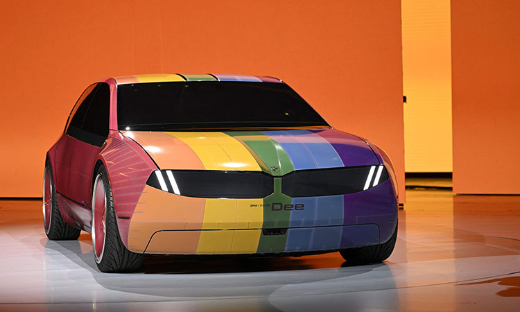 BMW unveils car that can change colour - GulfToday