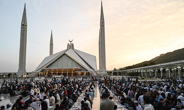 Iftar-FaisalMasjid