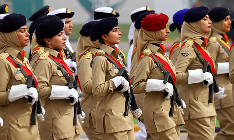 PakistanDay-Femalesoldiers-204