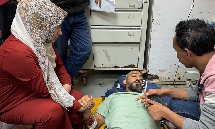 Palestinian-reporter-injured