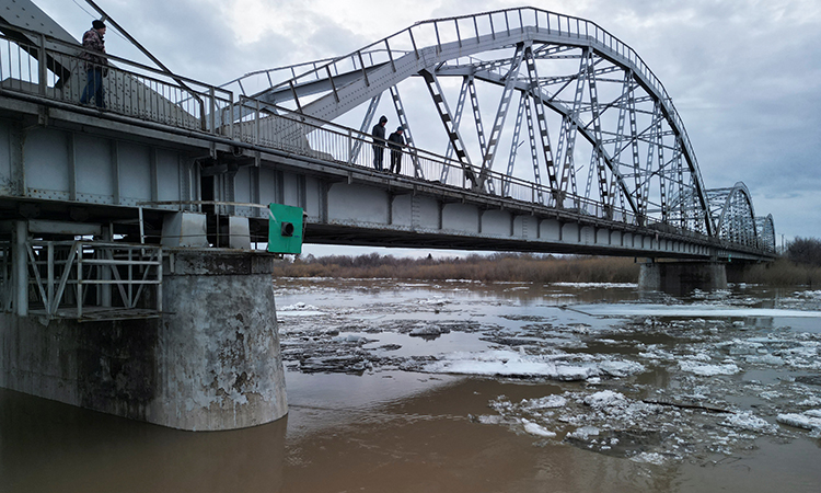 Russia-Kazakhstan-floods-main2-750