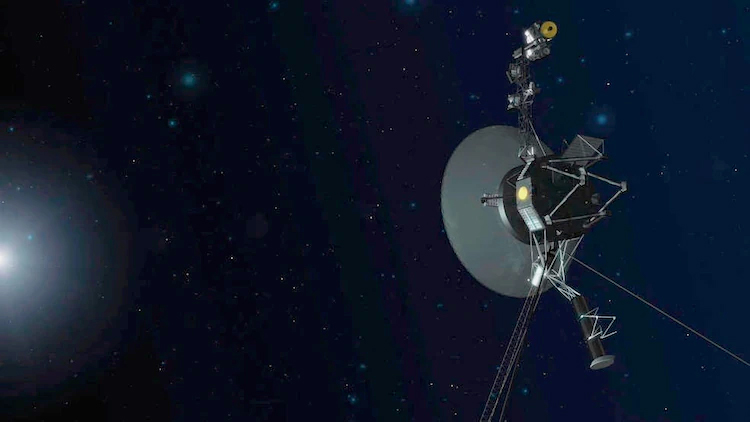 Voyager-1-spacecraft-750
