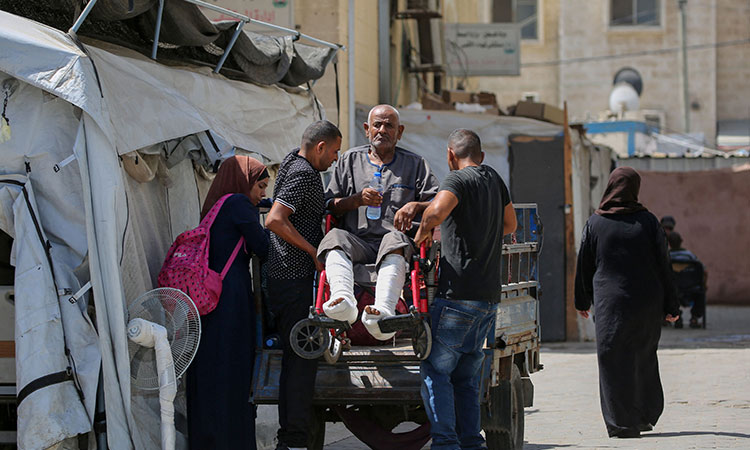 Gaza-evacuation-Deir-Al-balah-750x450