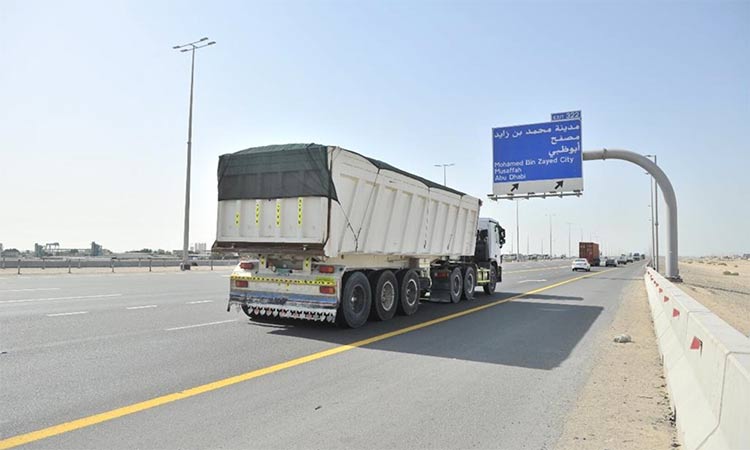 Abu Dhabi has set new rules for heavy traffic during peak hours.