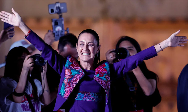 Claudia Sheinbaum waves at supporters in the Zocalo plaza in Mexico City, Mexico on June 3, 2024. Daniel Becerril/Reuters