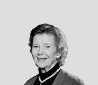  Mary Robinson