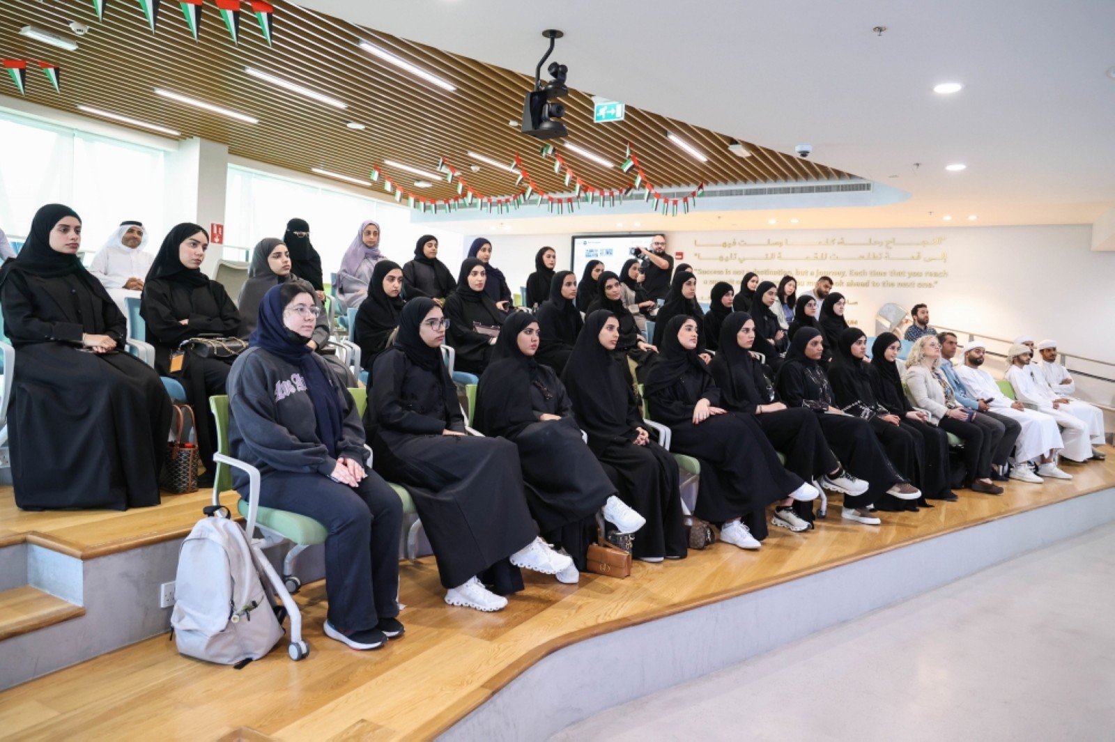 Inspiring Visit to DEWA's Green Hydrogen Plant for Khalifa University Students