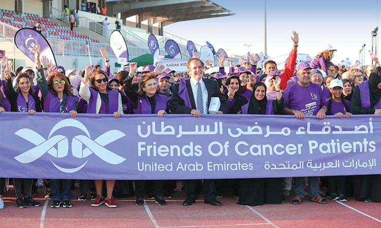 3,000 take part in relay to help cancer patients