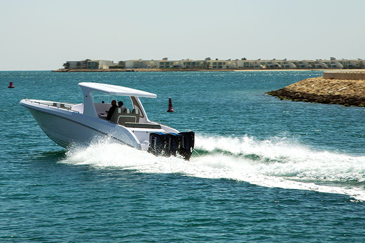 Tourists rescued at sea after boat fails to function