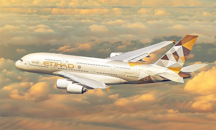 Etihad Airways suspends  flights to and from Beirut till Oct.11