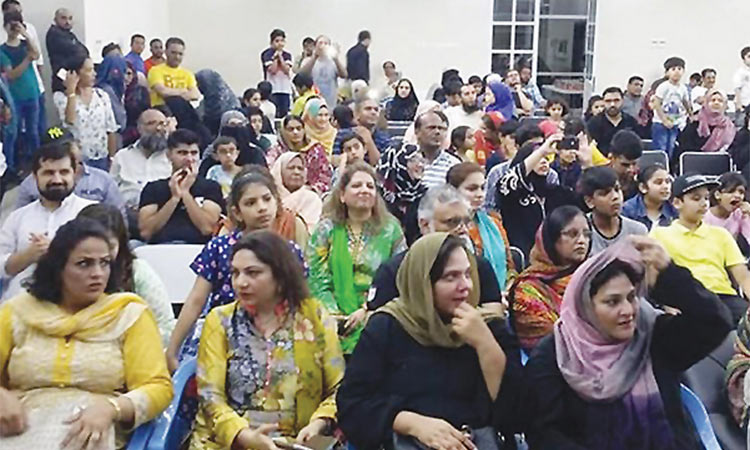 ‘Mango Mela’ brings Pak  expat families together