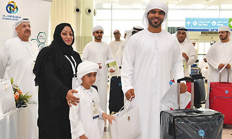 1,000 Hajj pilgrims receive gift bags