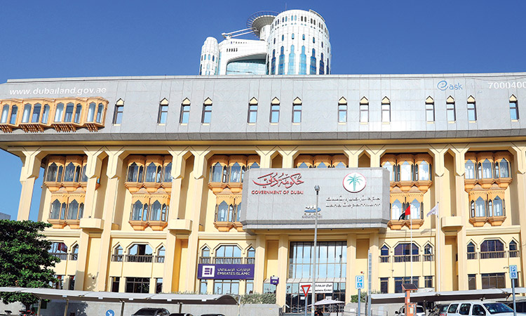 Dubai Land Department fines 256 real estate brokers for advertisement violations