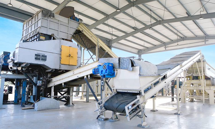 BEEAH launches new recycling facility with Robotics and AI