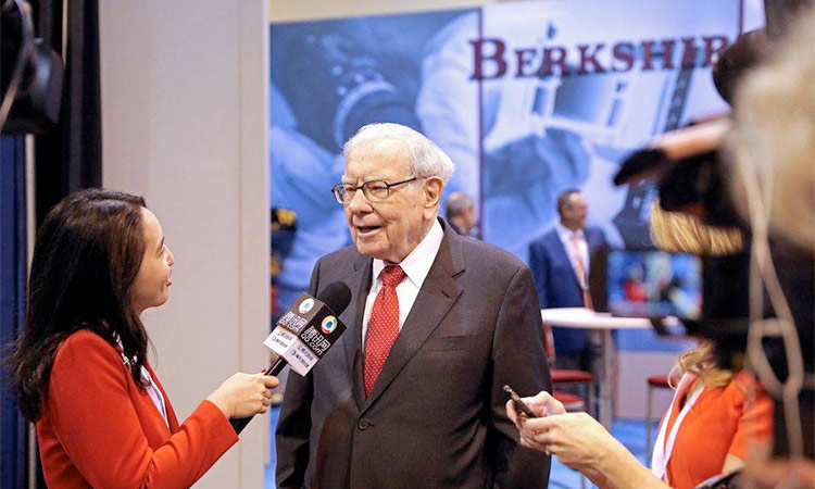 Berkshire Hathaway reports a massive loss of $43.8 billion in Q2