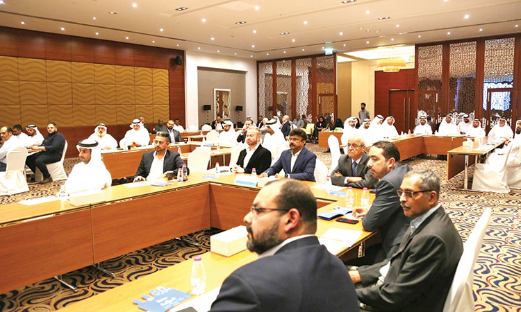 Sharjah Chamber hosts meeting to enhance economic activity