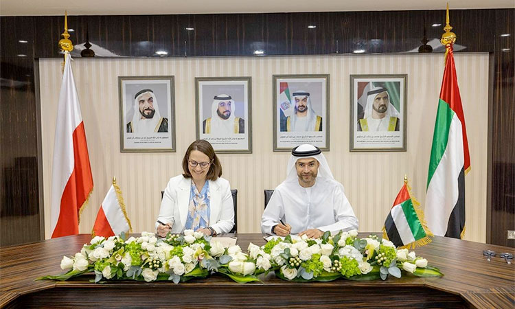  UAE, Poland discuss economic ties