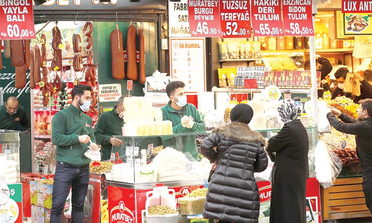 Global food prices rise in April for first time in a year: UN agency