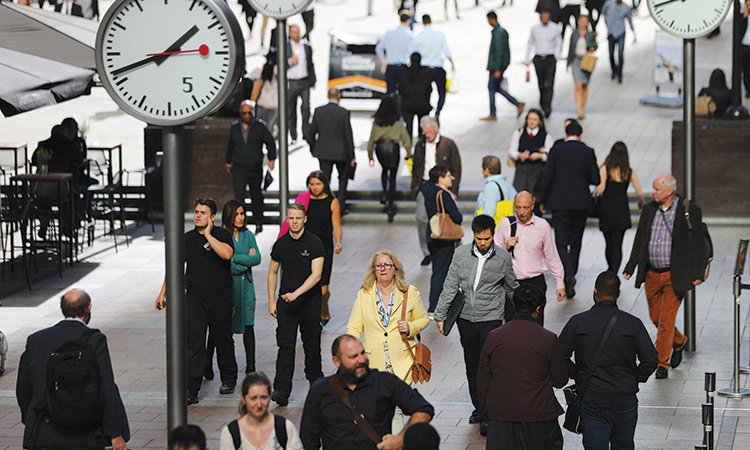 UK hiring falls at fastest pace in over three years wage growth slows