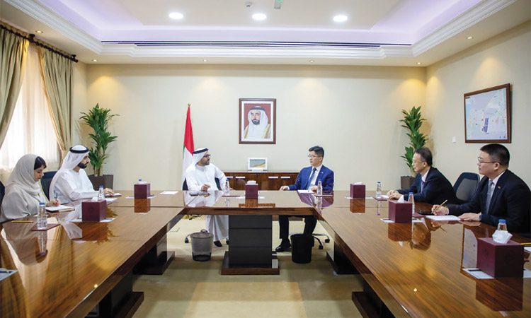 Sharjah, China discuss ways to  strengthen trade cooperation