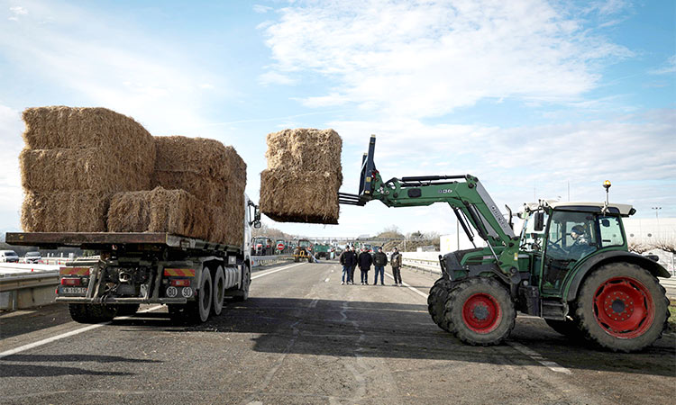 French farmers angry over neglect