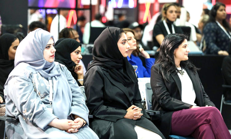 Sheikh Sultan reorganises the Sharjah Business Women Council