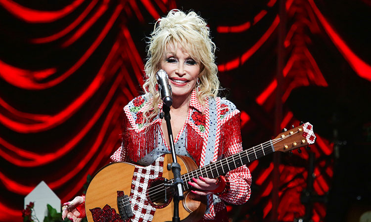 Dolly Parton gives $1M to infectious disease research