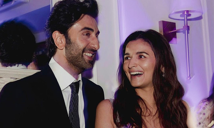 Alia Bhatt and Ranbir Kapoor expecting first child