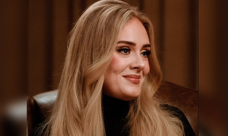 Adele announces she is extending her Las Vegas residency