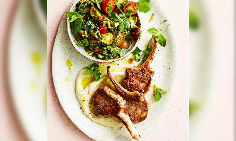 Spiced lamb chops with houmous