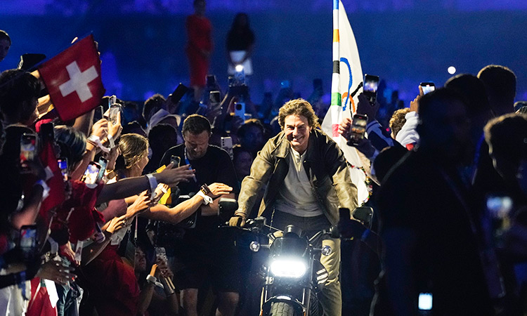 Tom Cruise leaps into action as Los Angeles takes on Olympic mission