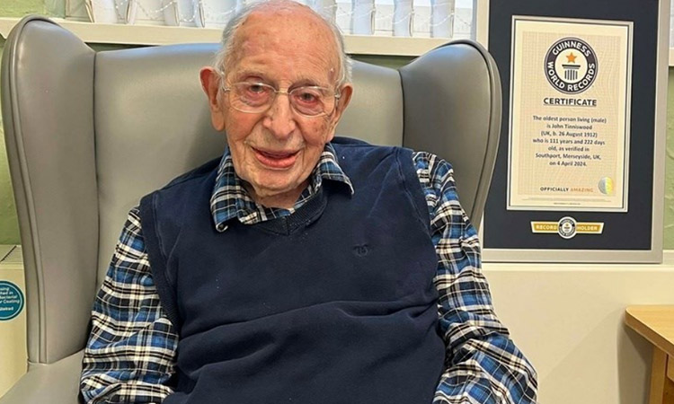 World’s oldest man born in the year of Titanic disaster shares long life secret