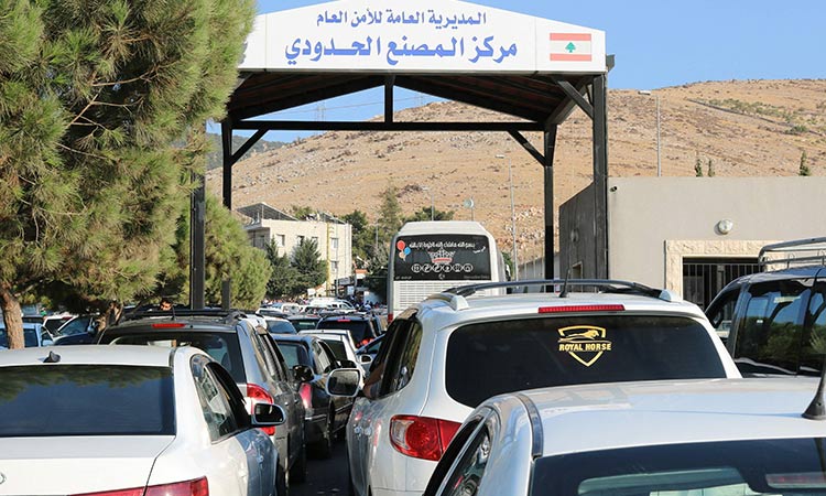 Traffic jams at Syria border as families flee Southern Lebanon