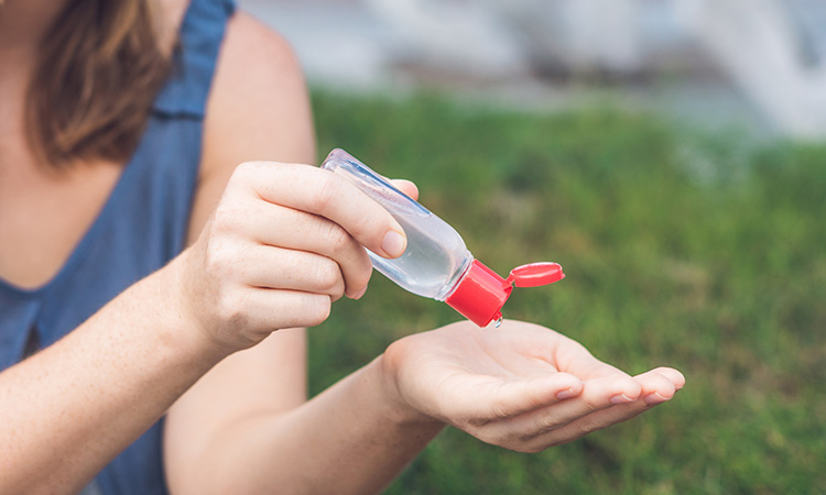 How to make your own hand sanitizer at home