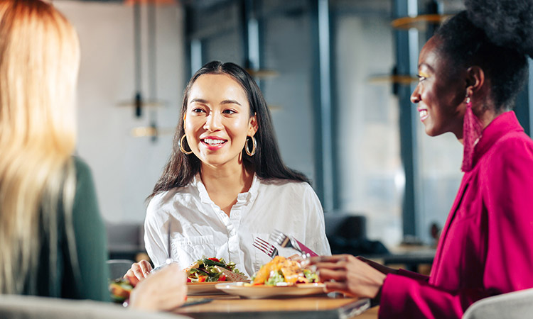 Covid endangers France's cherished lunch tradition