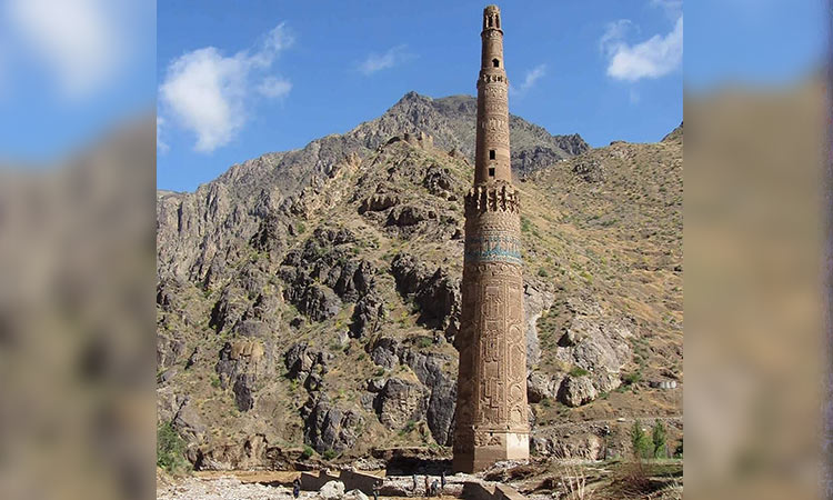 Ancient Afghan minaret in danger of 'collapse' after quakes