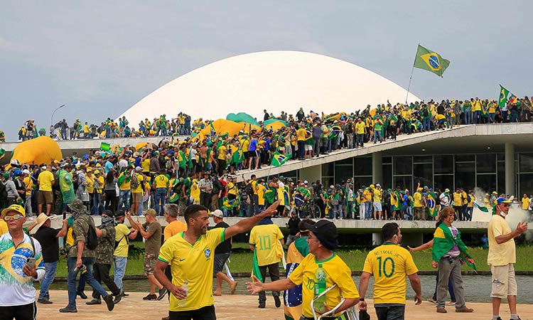 Following Trump: Hundreds arrested as Bolsonaro supporters ransack Brazil's top govt offices