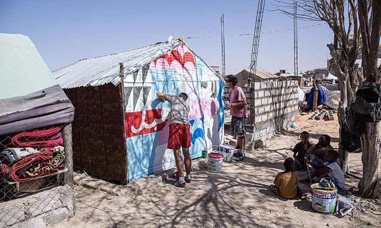 Travelling artist provides a different view for Mauritania's poor