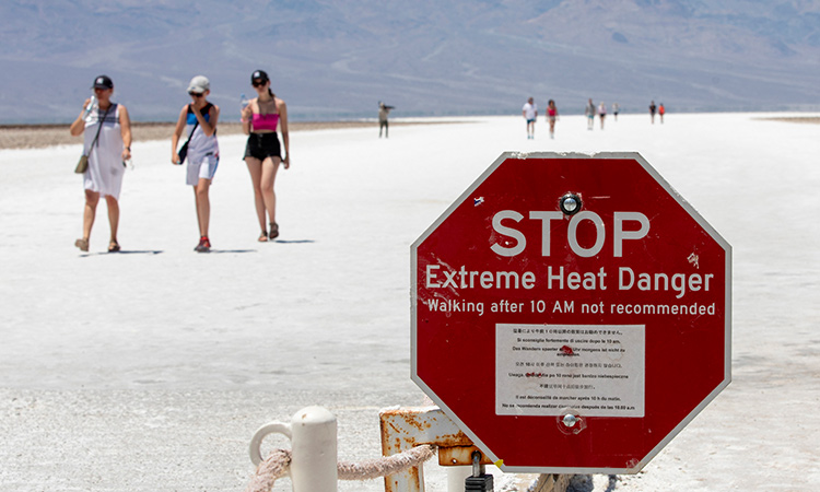 Tourists still flock to Death Valley amid searing US heat wave blamed for several deaths