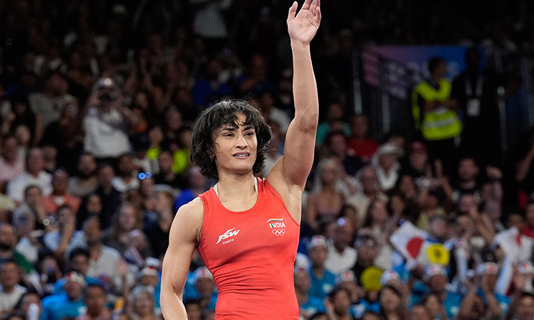 Bollywood reacts to Vinesh Phogat’s disqualification from Paris Olympics after historic win