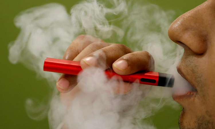 Malaysia pushes for strict law to police vapes, e-cigarettes