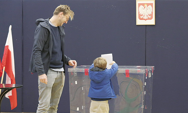 Populists eye victory in Poland elections